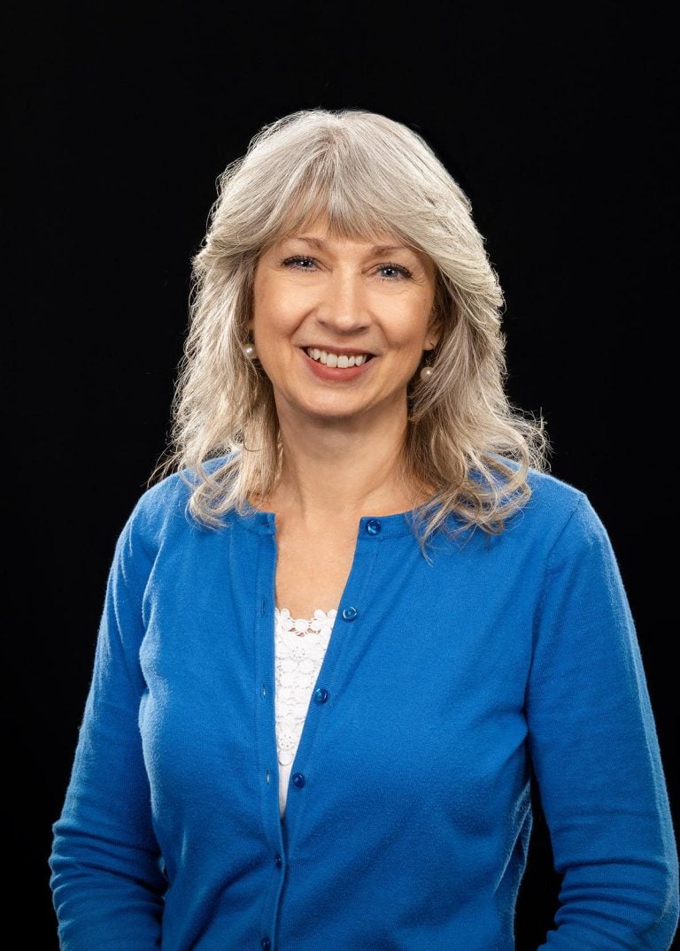 Doreen Bio Pic 768x1075